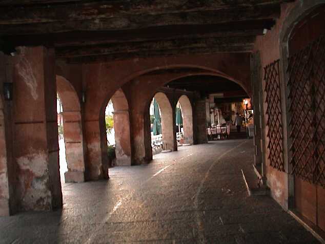 Morcote 019.jpg, 27142 bytes, 10.03.02